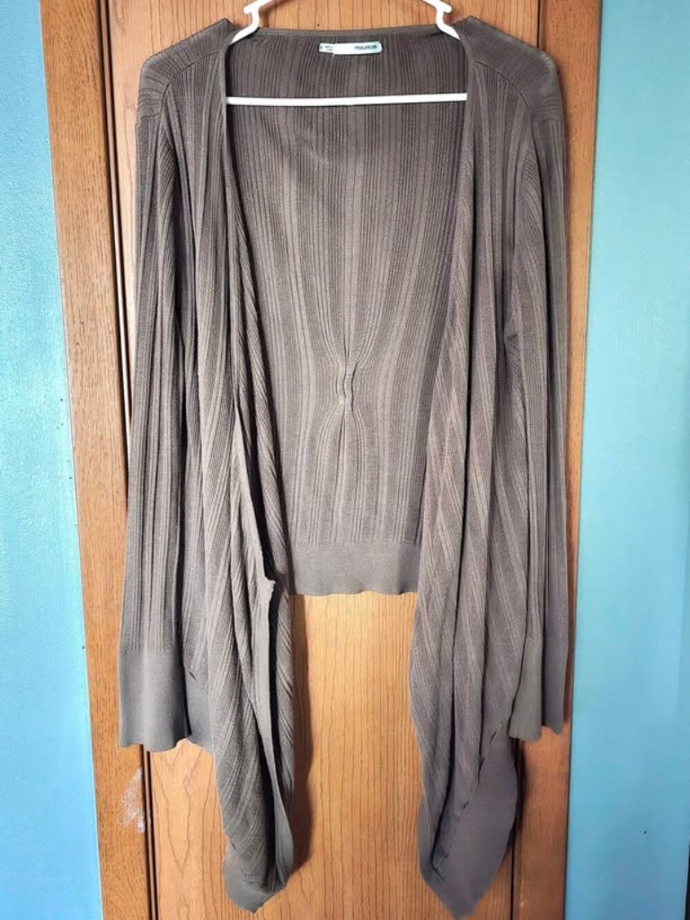 Size L Maurices Green Long Sleeve Cardigan with Cinched Button Back Accent